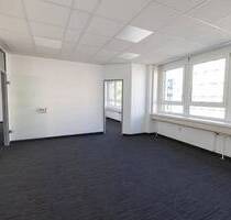 Praxis- oder Büroräume mit 3 TG-Stellplätzen N-Mögeldorf Praxis mieten Büro mieten - Nürnberg