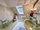 Vollbad im Dachgechoss - 