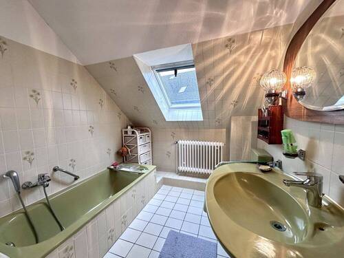 Vollbad im Dachgechoss - 