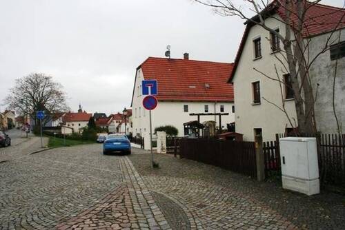 Zufahrtsstraße - Mehrfamilienhaus, Wohnhaus mit 180,00 m² in Riesa zum Kaufen