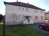 Hofansicht - historisches Mehrfamilienhaus mit stabilem Mieterbestand zu verkaufen