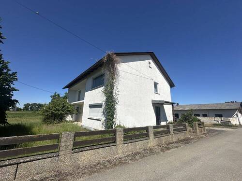Hausansicht 2 - 7 Zimmer Einfamilienhaus zum Kaufen in Pocking