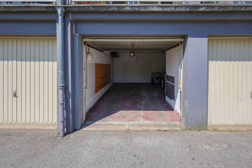 Garage - 
