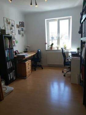 Arbeitszimmer Petrinistraße - Etagenwohnung mit 74,00 m&sup2; in Würzburg zur Miete