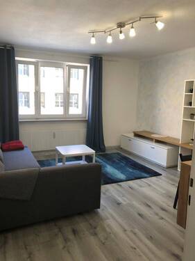 Zimmer - 3 Zimmer Etagenwohnung zum Kaufen in Augsburg