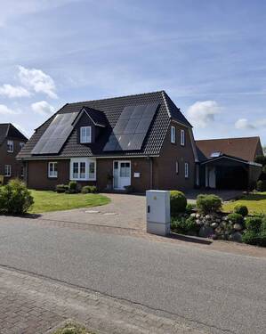 Hausansicht - 5 Zimmer Mehrfamilienhaus, Wohnhaus zum Kaufen in Leck