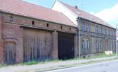 Vorderansicht von links - 1 Zimmer Bauernhaus, Landhaus in Werbig
