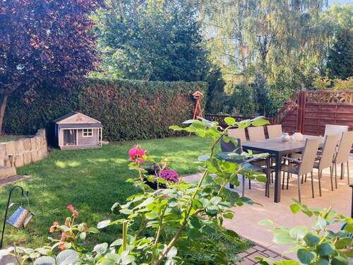 Garten mit Terrasse - 