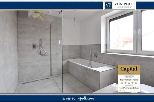 Titelbild - Großzügige, seniorengerechte Wohnung mit offenem Wohnbereich und Aufzug