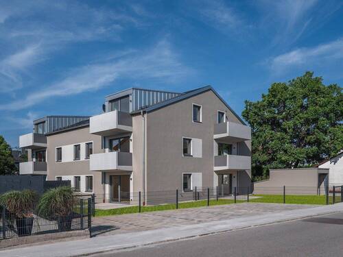 Außenansicht Straßenseite - 