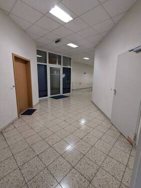 Hausflur zum Büro - 