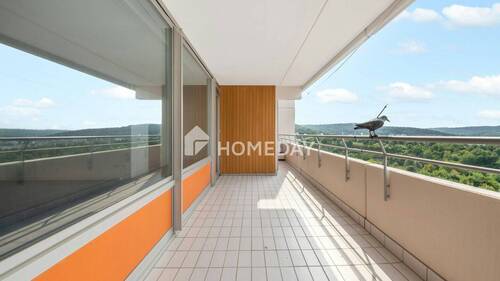 Loggia 1 - Ein Zuhause zum Ankommen: 130 qm, durchdachter Schnitt und viel Licht
