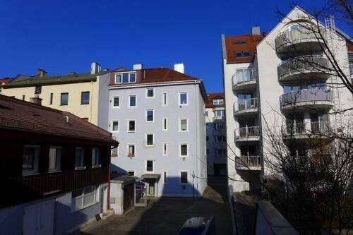 1b_Ansicht aus Südwest - TerraSELECT: Grundstück mit Alt-MFH & Bauvorbescheid (15 WE) 