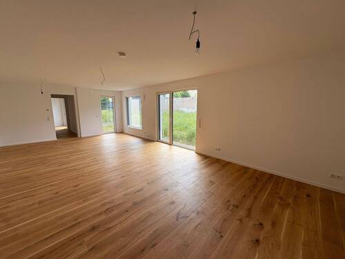 Wohn-/Esszimmer EG - Einfamilienhaus mit 153,00 m² in Schirmitz zum Kaufen