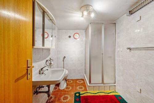 Badezimmer im Keller - 