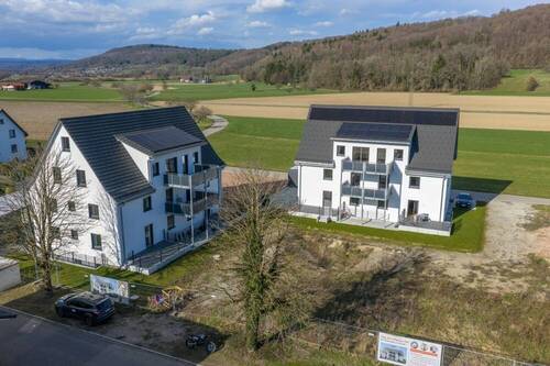 Luftaufnahme Süd - 3 Zimmer Etagenwohnung zum Kaufen in Küssaberg