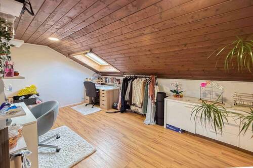 Kinderzimmer DG - 