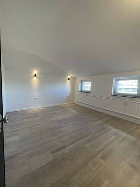Schlafzimmer (vorne) - 