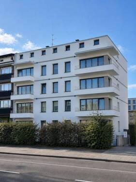 Hausansicht - 3 Zimmer Etagenwohnung zur Miete in Hamburg