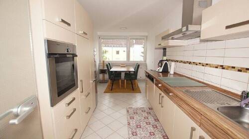 Küche - Etagenwohnung mit 87,80 m² in Straubing zur Miete