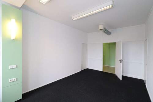 Büroraum 112 - 