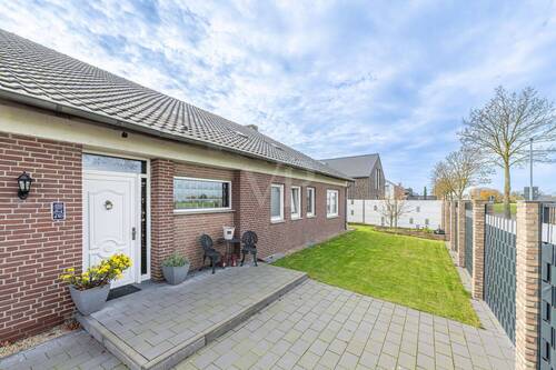 Ansicht - 8 Zimmer Mehrfamilienhaus, Wohnhaus zum Kaufen in Ahaus