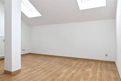 Wohnzimmer - 2 Zimmer Etagenwohnung zur Miete in Stralsund
