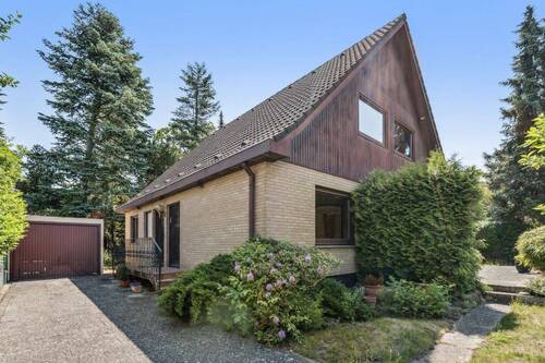 Bild 2 - 4 Zimmer Einfamilienhaus zum Kaufen in Berlin