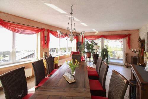 Esszimmer_ Wohnzimmer - Einfamilienhaus mit 128,00 m² in Panketal zum Kaufen