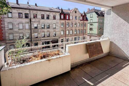 Titelbild - Komfortabel wohnen im 2. Obergeschoss - mit Fahrstuhl und Balkon! SOFORT bezugsfrei!