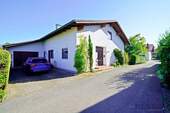 Bild 1 - ELVIRA - Feldkirchen-Westerham, großzügiges Zweifamilienhaus auf schönem Grundstück in ruhiger Lage
