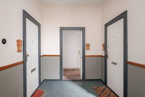 Wohnungstür - 