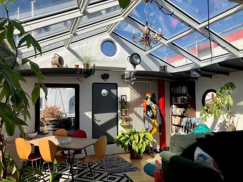 Eingangsbereich mit Glasdach - 3 Zimmer Mehrfamilienhaus, Wohnhaus in Wewelsfleth