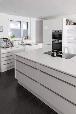 Küche - 6 Zimmer Doppelhaushälfte zum Kaufen in Leinfelden-Echterdingen