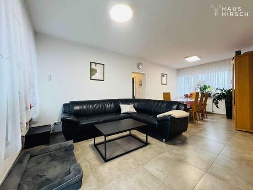 Wohn- und Esszimmer - 4 Zimmer Etagenwohnung zum Kaufen in Güglingen