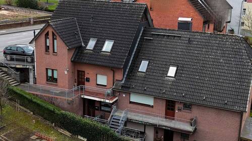 Eingänge - 1 Zimmer Mehrfamilienhaus, Wohnhaus in Bad Oldesloe