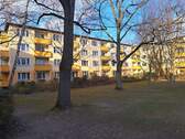 . - Adrette Wohnung mit ebenerdiger Gartenterrasse