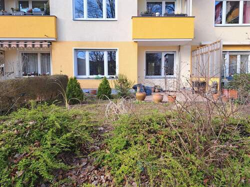 Gartenterrasse - 2 Zimmer Etagenwohnung in Berlin
