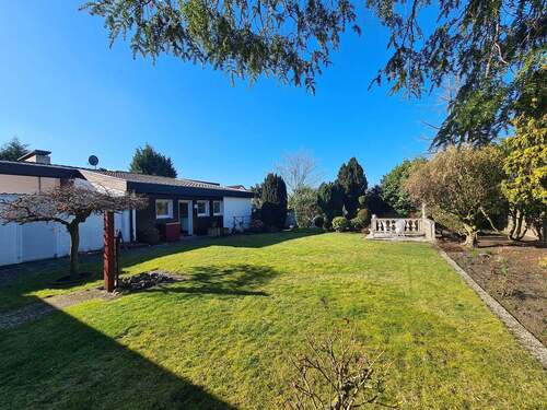 Rückseite - Ahlener Norden, ein außergewöhnliches Split-Level-Haus mit Einliegerwohnung.