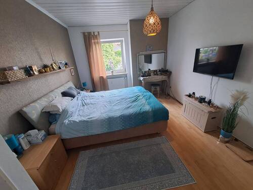 Schlafzimmer 1. OG - 