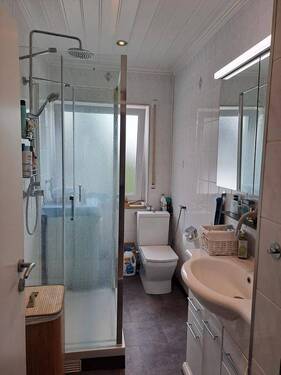 Duschbad mit WC 1. OG - 