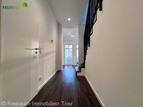 Bild 2 - 3 Zimmer Etagenwohnung zur Miete in Trier