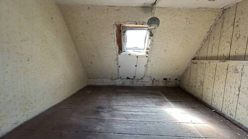 14 - Zimmer Boden HH - 