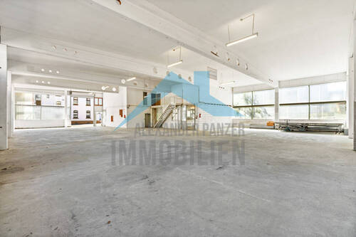 Impressionen - Lagerhalle mit Büro- und Ausstellungsfläche In zentraler Lage von Kassel!