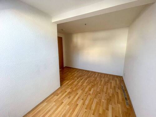 Schlafzimmer 2 - 3 Zimmer Etagenwohnung in Gera