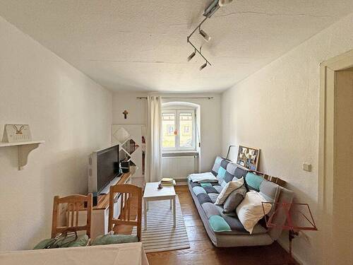 Wohnzimmer EG - Mehrfamilienhaus, Wohnhaus mit 184,00 m² in Bamberg zum Kaufen