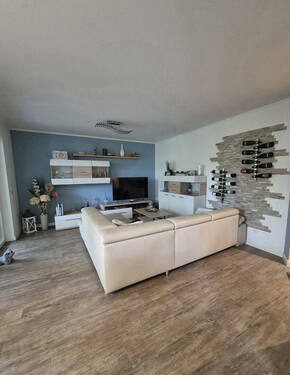 Wohnzimmer - Etagenwohnung mit 87,00 m&sup2; in Henstedt-Ulzburg zum Kaufen