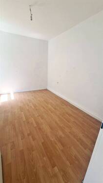 20260526_131445_copy_748x1330 - Etagenwohnung mit 65,00 m&sup2; in Oberhausen zur Miete