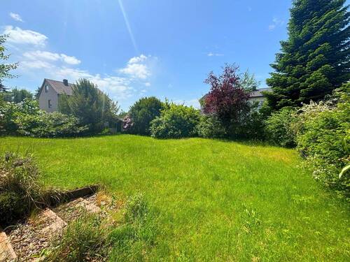 Grundstücksansicht - Ca. 450m² großes Baugrundstück in schöner Lage!