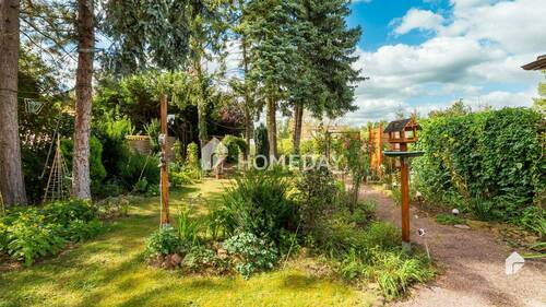 Garten 1 - 5 Zimmer Doppelhaushälfte in Halle (Saale)